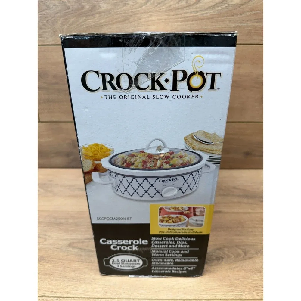 Crock-Pot 2.5-Quart Casserole Crock Slow Cooker, White/Blue (Blue Trellis)